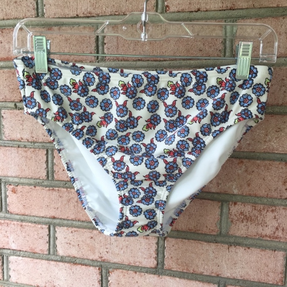 NWOT Venus Mid Rise Bikini Swim Bottoms White with Blue Flowers